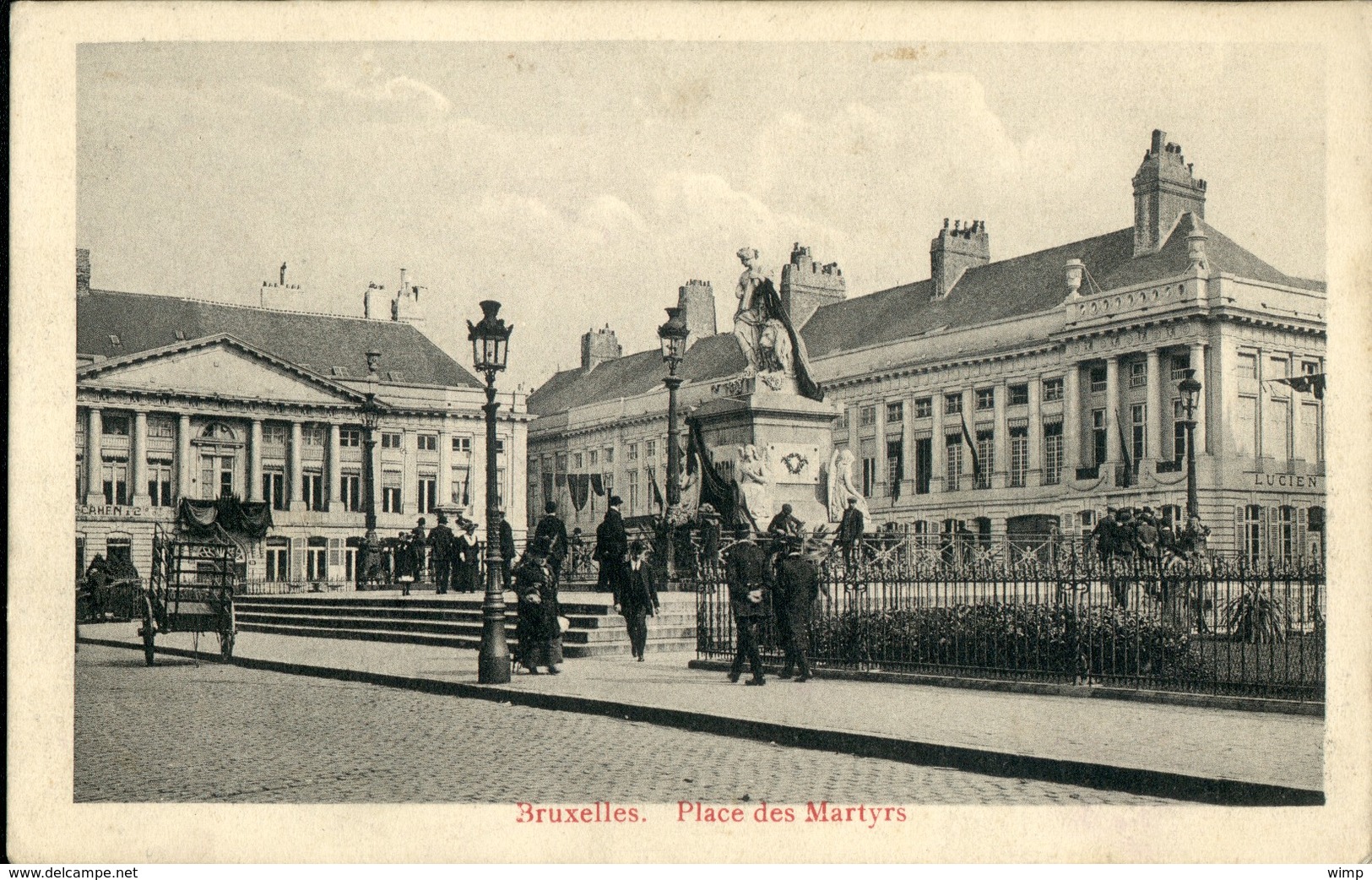 BRUXELLES :   Place Des Martyrs - Monuments, édifices