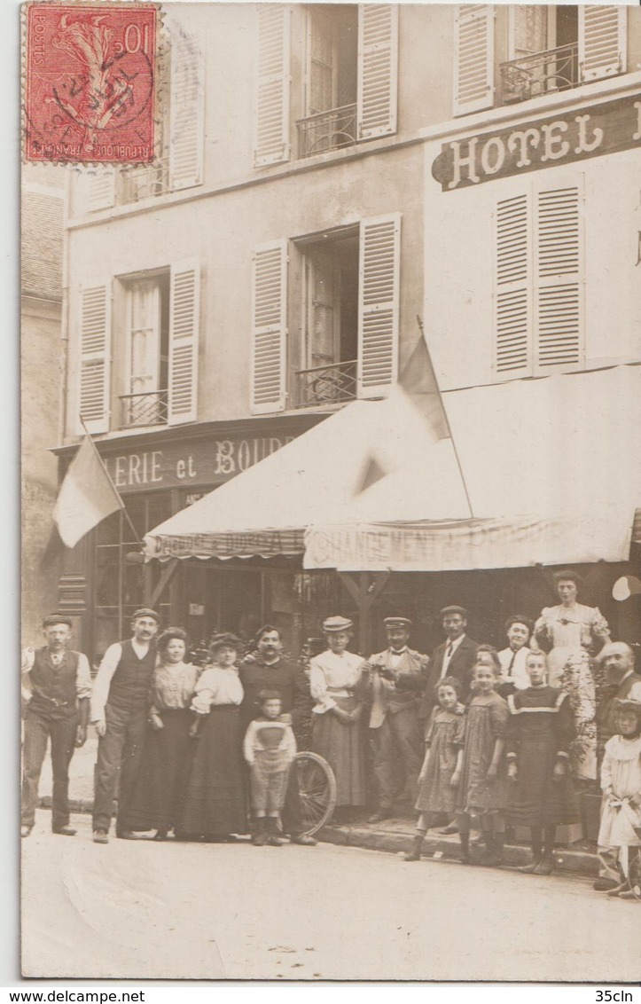 L'ISLE ADAM - Carte Photo Hotel Du Patis ( Maison Marie ) Et Bourrellerie  - Changement De Propriétaire ( Carte Animée ) - L'Isle Adam