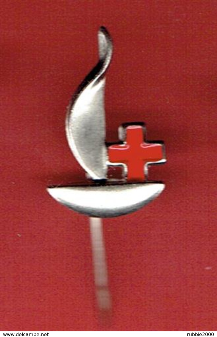 EPINGLETTE METAL PEINT CROIX ROUGE - Medicina