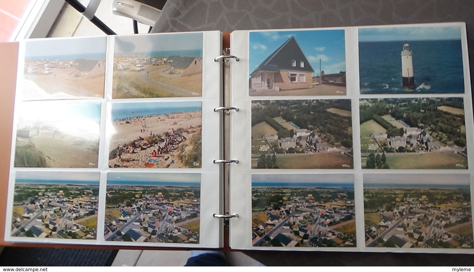 Lot de 2 albums de 334  cartes postales neuves de Gouville Sur Mer. Port 19.50 euros OFFERT !!!