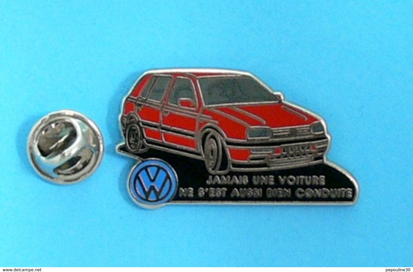 1 PIN'S //   ** VOLKSWAGEN / GOLF ** . (Decat Paris)