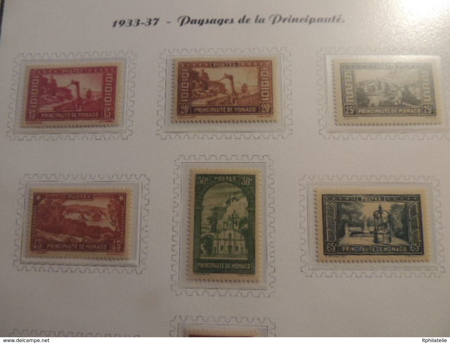 *AFFAIRE *  MONACO tome 1  TIMBRES NEUFS** et *  BELLE COLLECTION FORTE COTE  P.A  TAXES  ETAT PARFAIT