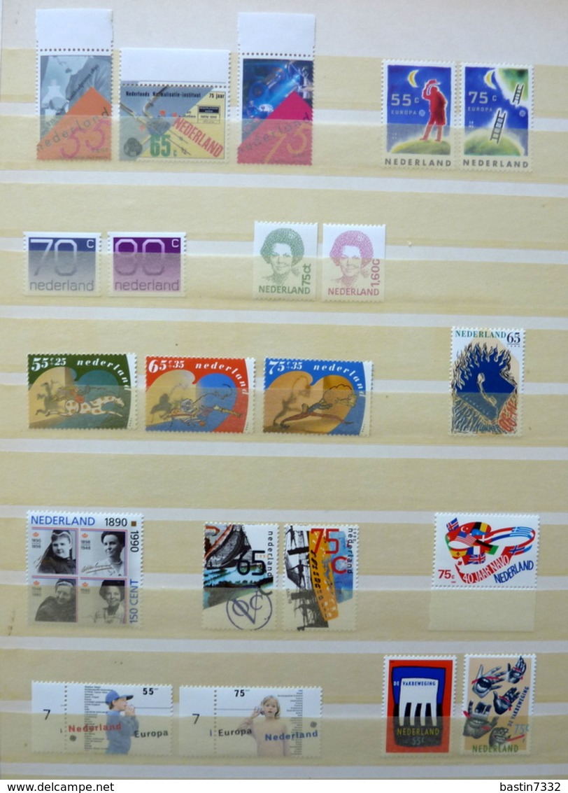 Netherlands(colonies) Collection In Album/stockbook And 69 Booklets(MNH) - Collections (en Albums)