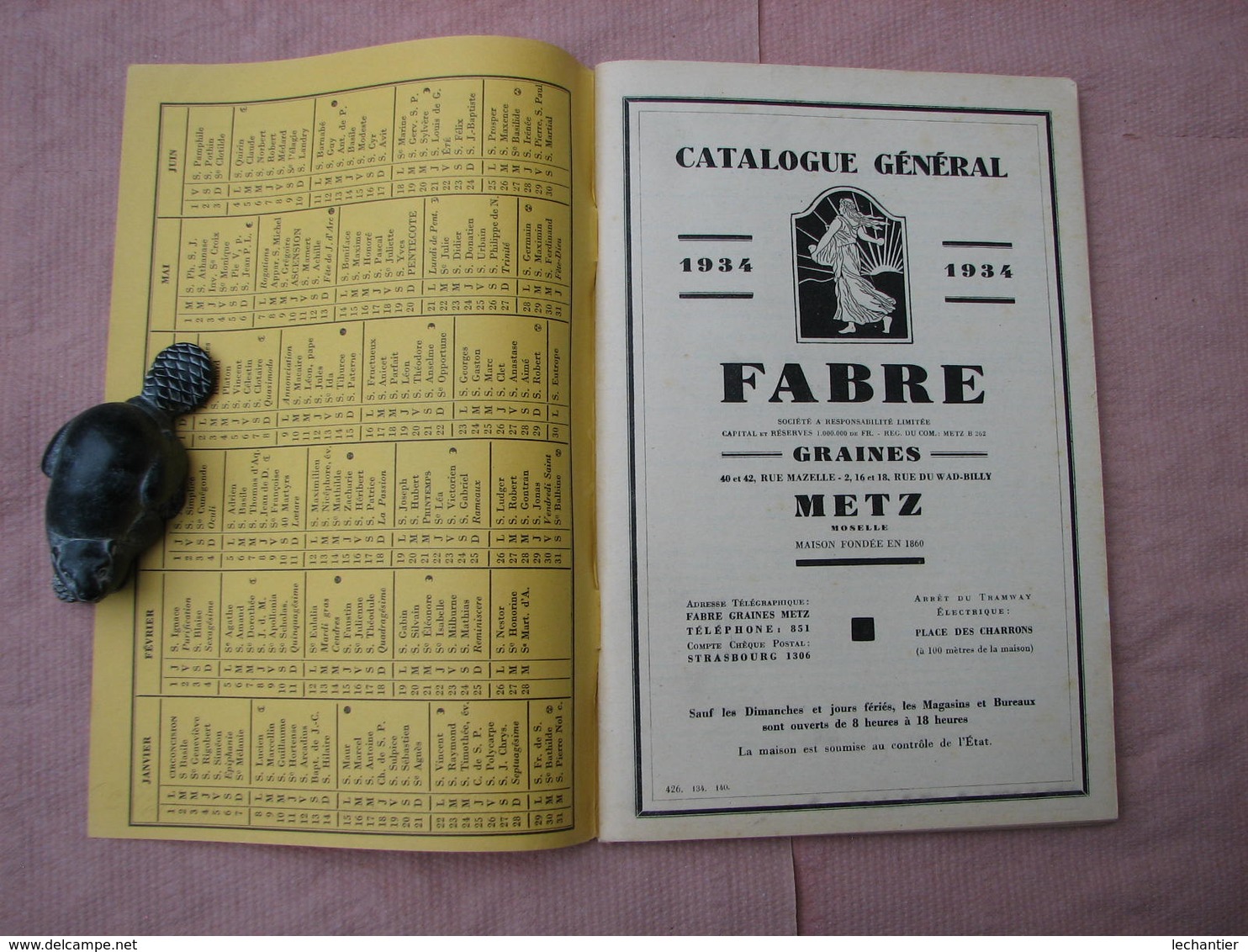 FABRE 1934 Catalogue GRAINES  METZ 160 Pages Comme Neuf. + Carte Postale Secrétaire Des Commandes  T.B.E. - Autres & Non Classés