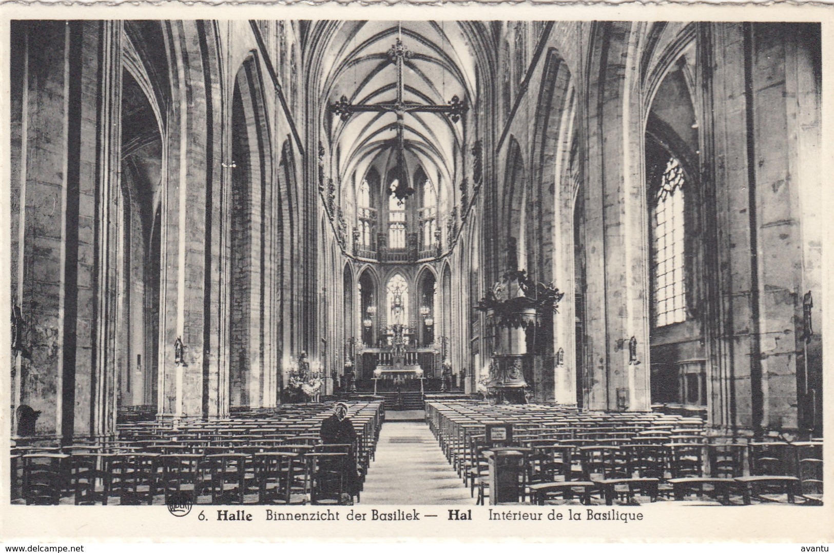 HALLE / INTERIEUR OLV KERK - Halle