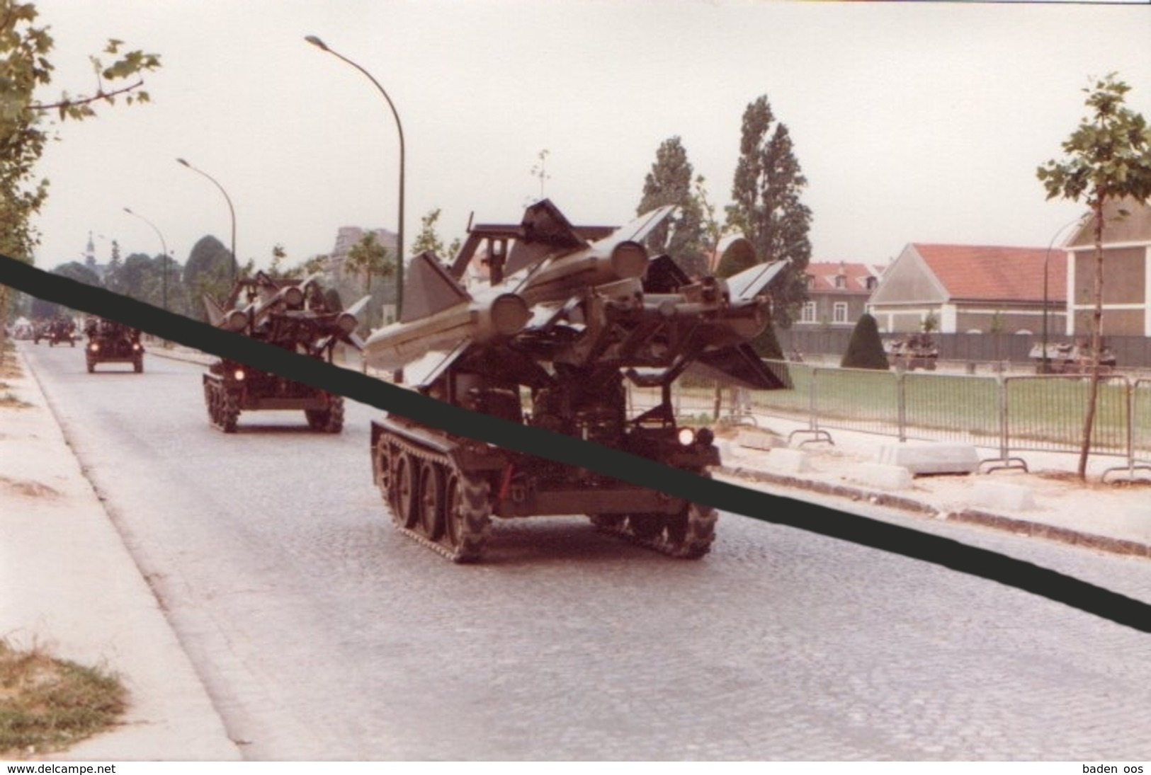 Vincennes - Ce Soir L'Armée Juin 1978 Mise En Place (2) Chenillette Hawk - Dokumente