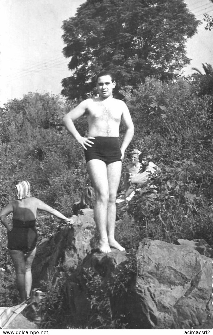 Anonymous persons - X233 - Teen boy or young MAN HOMME semi nude nu in  swimsuit on a rock - Photo Postcard 1940'