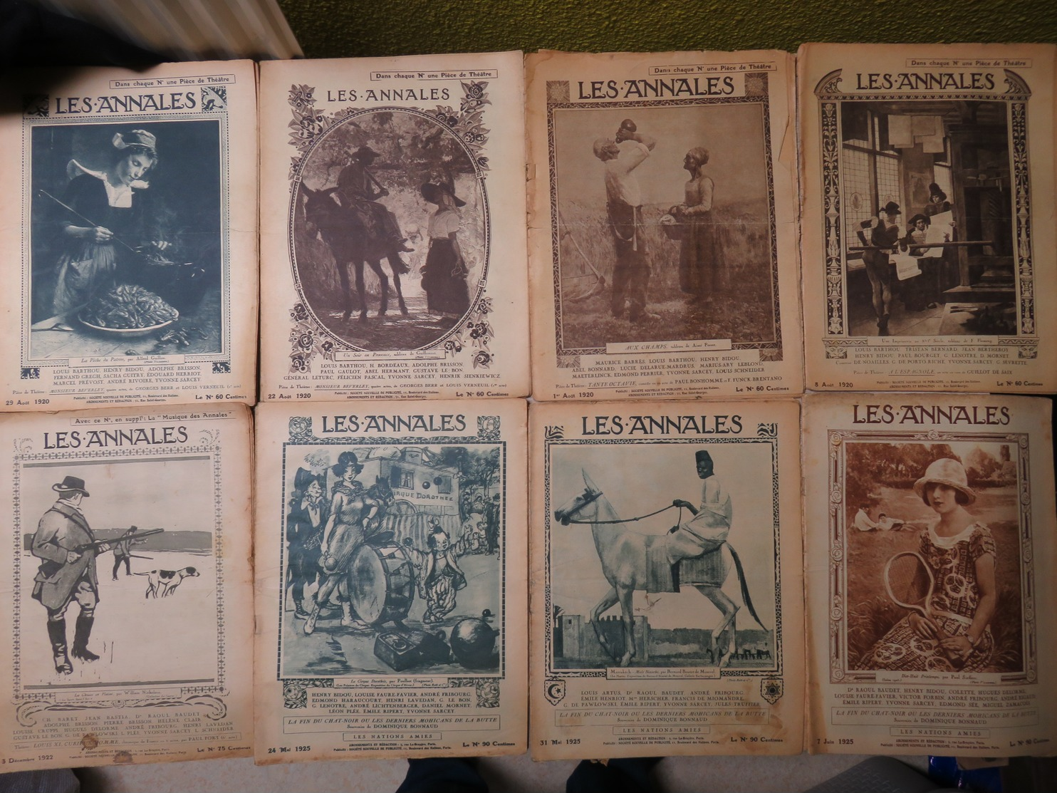 RARE et beau Lot 36 magazines " Les Annales " 1920 a 1928  - avec pièce de Théâtre - MISE A PRIX 35€ ! Bonne enchères