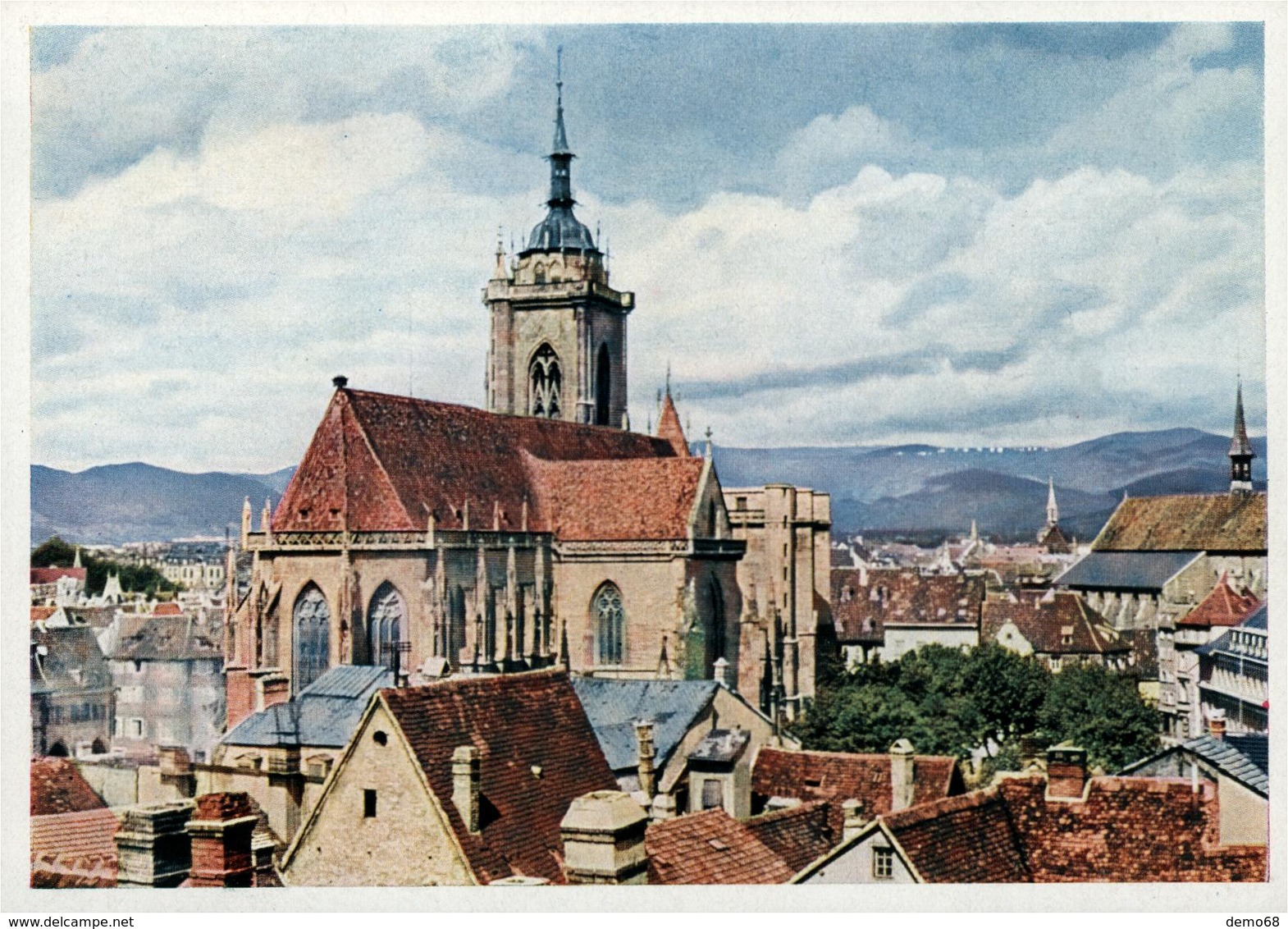 Collégiale St- Martin Et Vue Sur Les Vosges COLMAR  Photo J Arnold  N° F 197 - Colmar