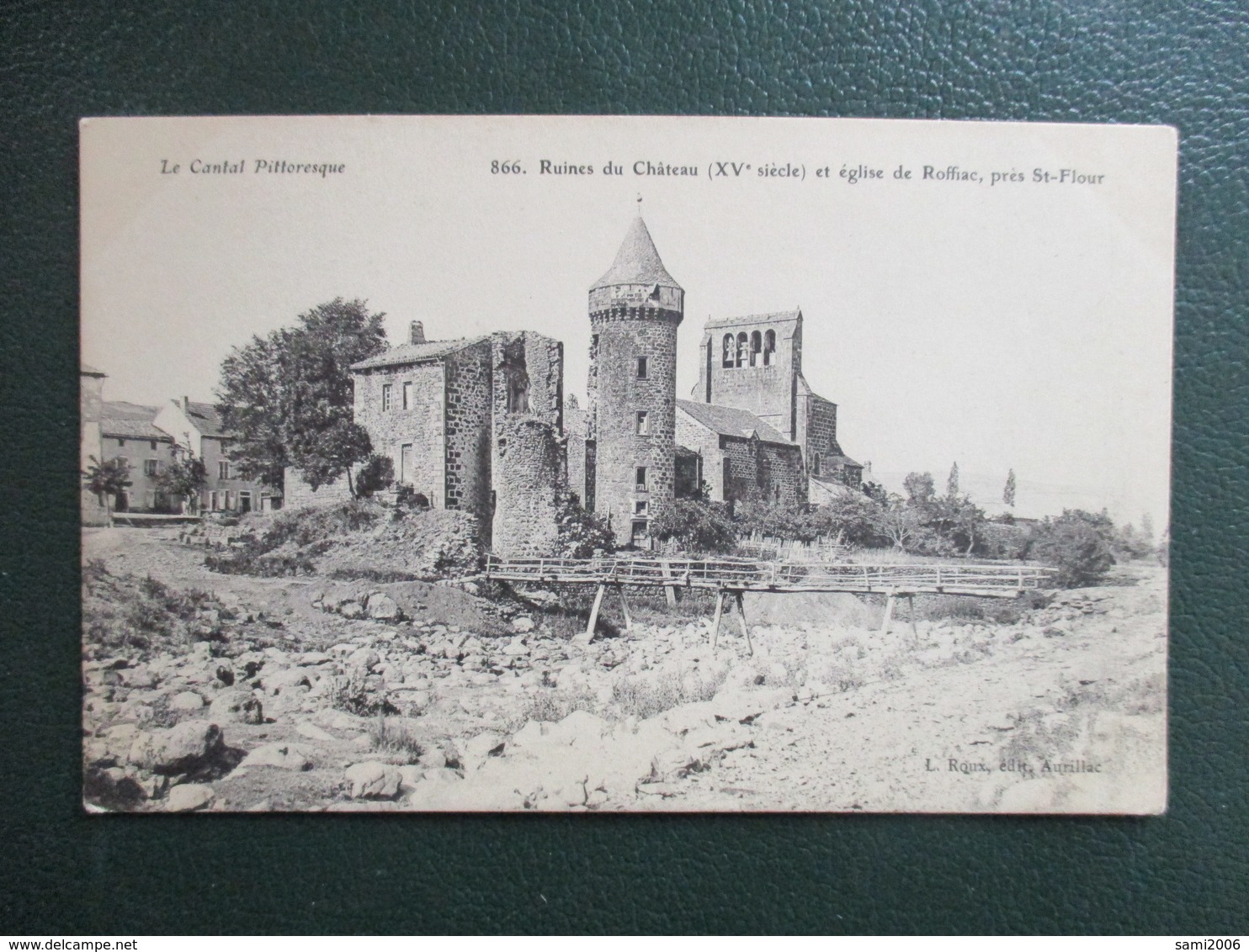 CPA 15 PRES SAINT FLOUR EGLISE DE ROFFIAC RUINES CHATEAU - Saint Flour