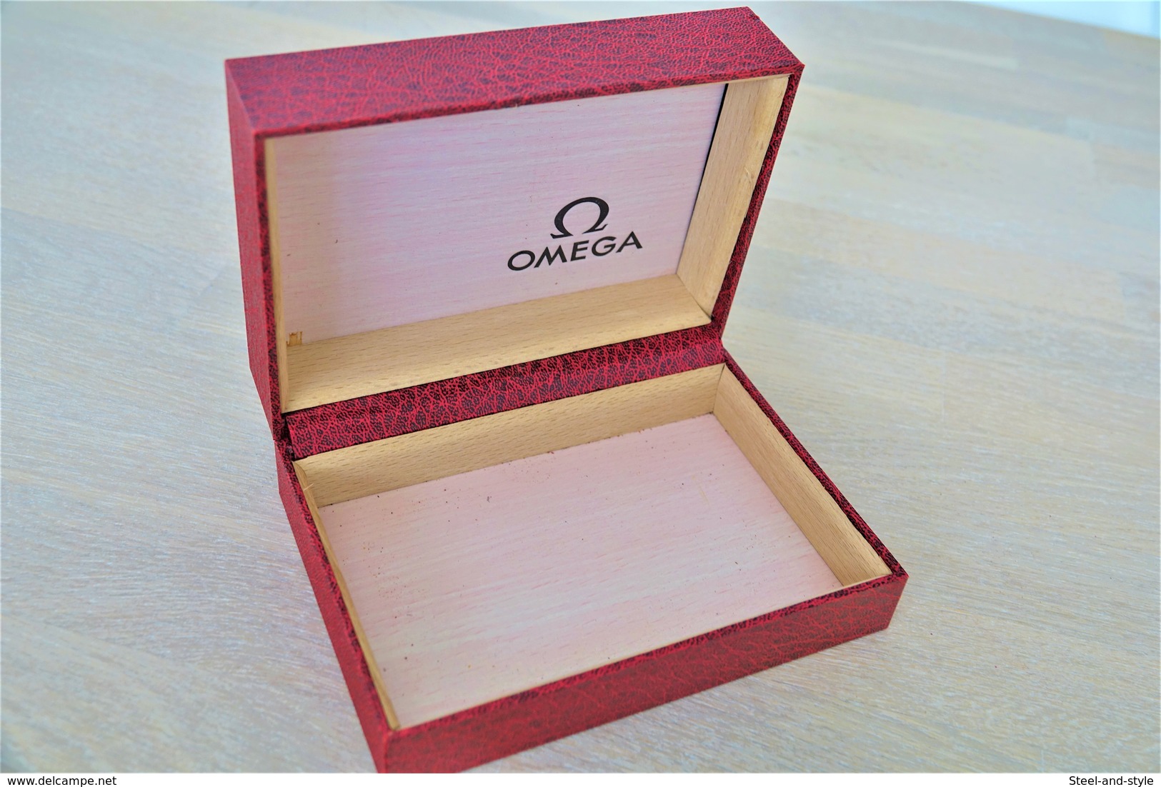 Watches BOX : OMEGA RED WOOD BOX  - 1950-60's  - Original - Swiss Made - Excelent Condition - Otros & Sin Clasificación