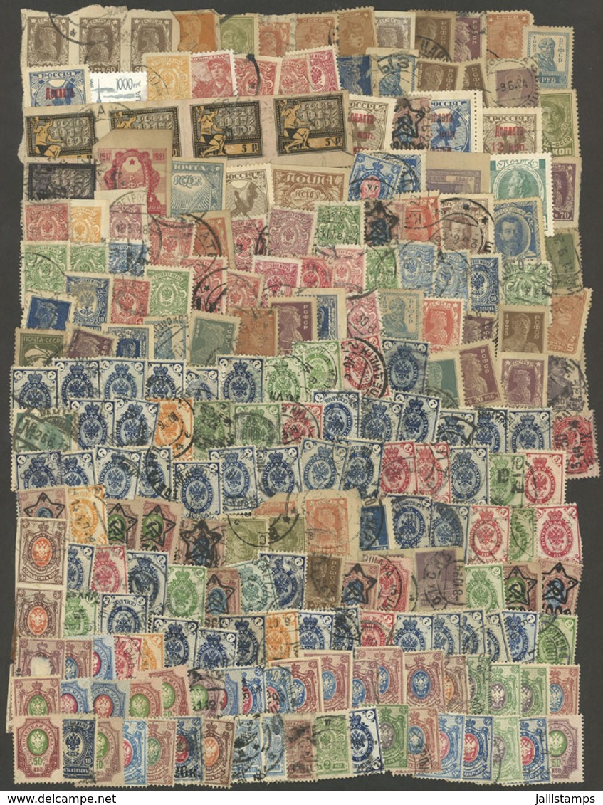 RUSSIA: Envelope With Several Hundreds Used Or Mint Without Gum Stamps, Some With Defects, Others Of Fine Quality, Inter - Other & Unclassified