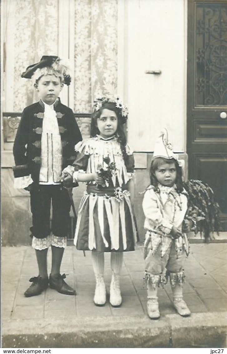 CPA CARTE PHOTO Gros Plan Enfants Déguisement Carnaval - Autres & Non Classés