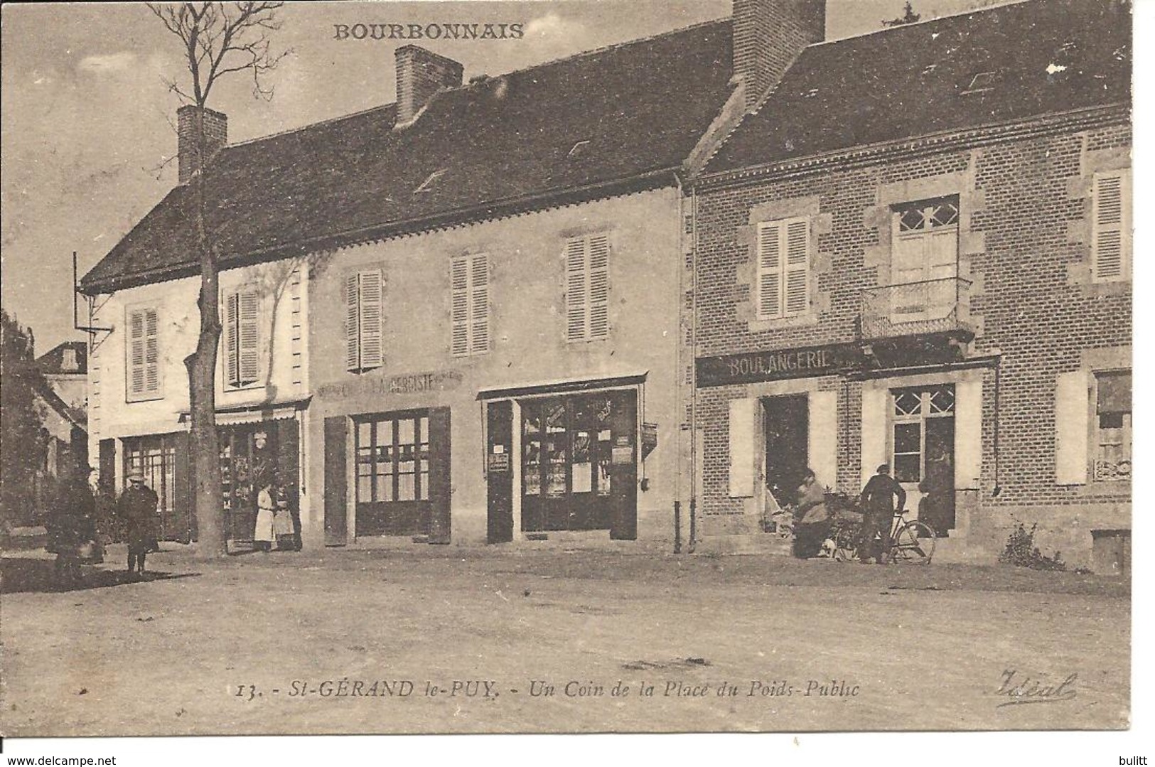 SAINT GERAND LE PUY - Place Du Poids Public - Autres & Non Classés