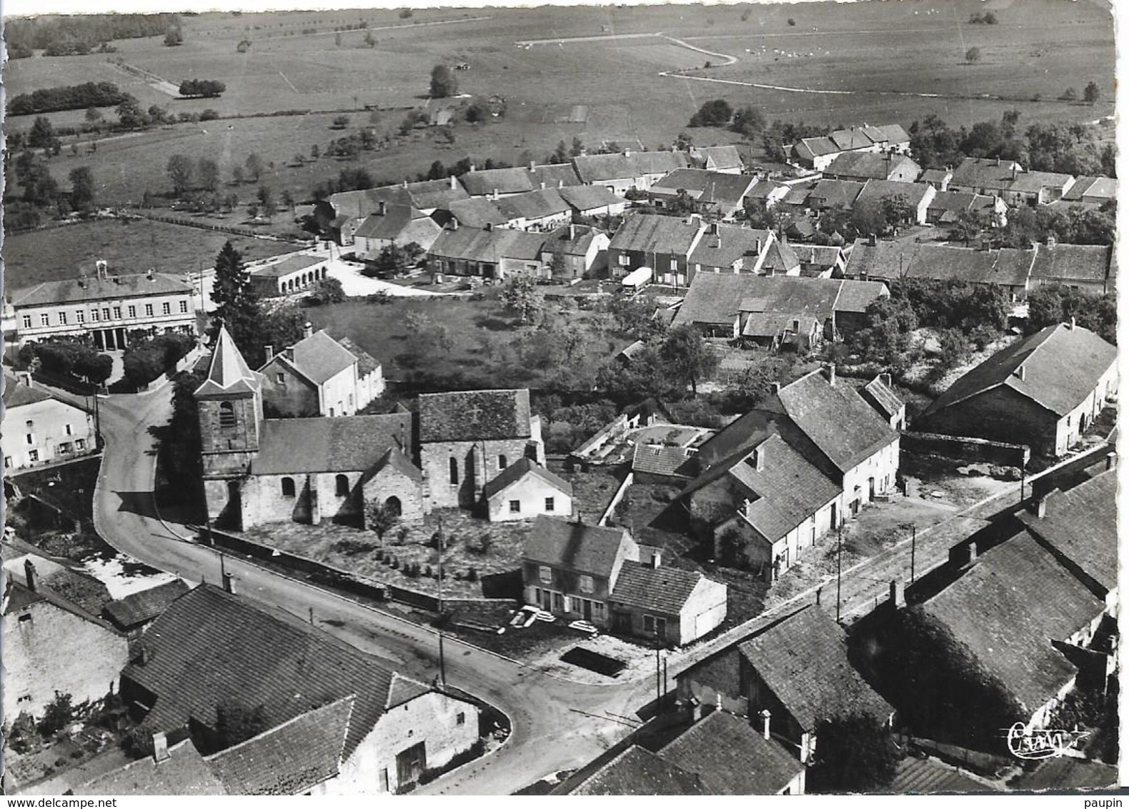 PRESSIGNY  Vue Générale, Le Centre - Autres & Non Classés