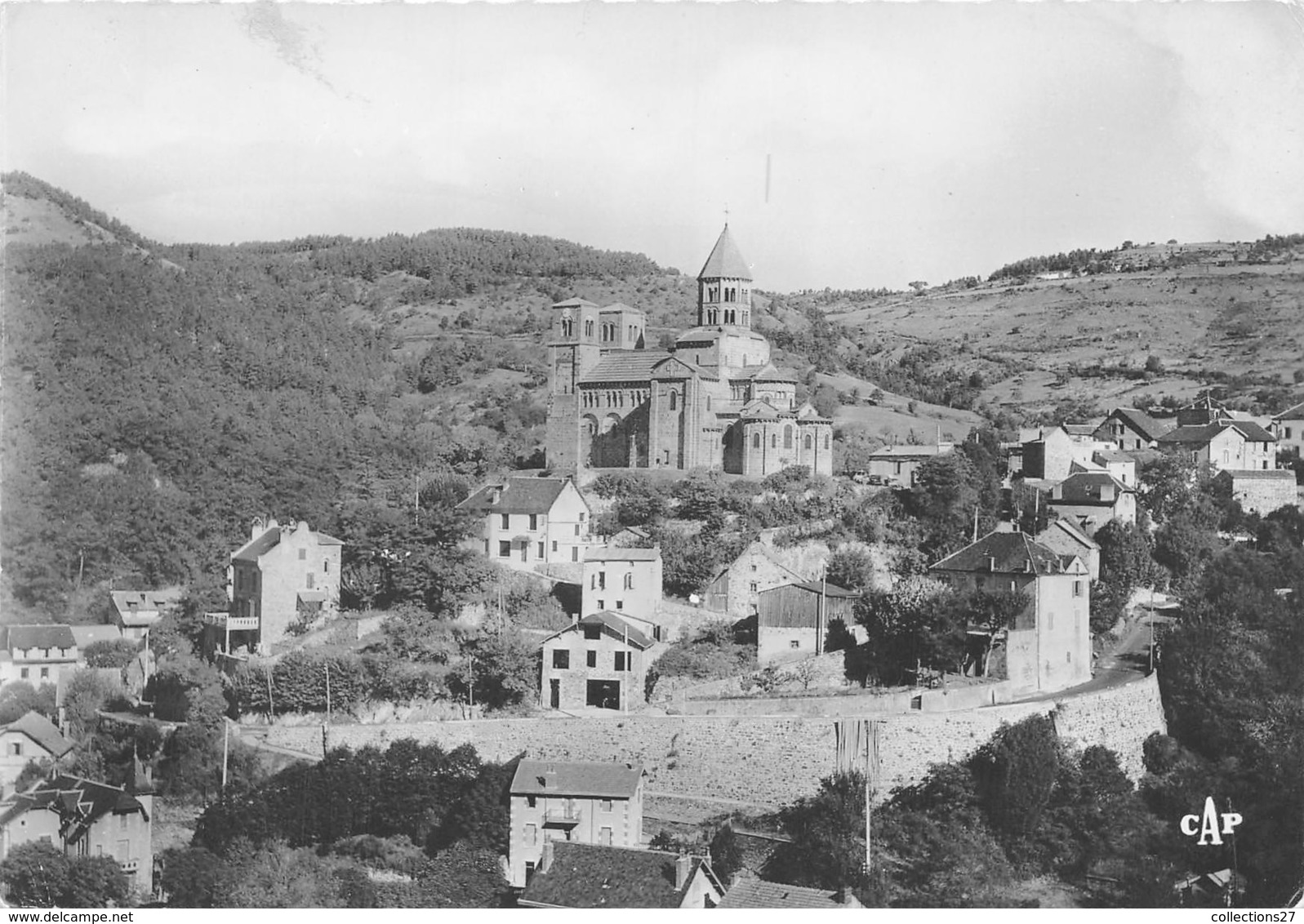 63-SAINT-NECTAIRE- L'EGLISE - Saint Nectaire