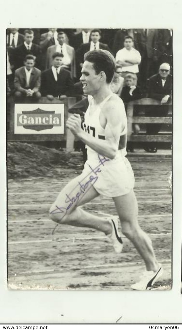 **André DE HERTOGHE -- Kampioen  En Recordhouder 1.500 Meter ""  Met Handtekening"" - Athletics