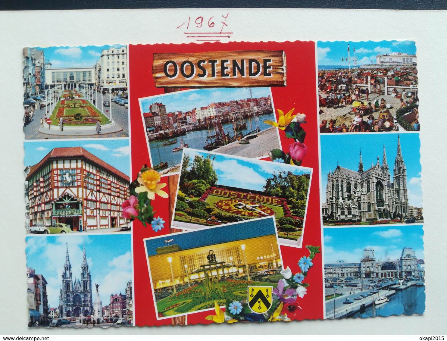 OOSTENDE OSTENDE FLANDRE OCCIDENTALE BELGIQUE MAJORETTES 12 PHOTOS COULEURS CARRÉS BORDS BLANCS + 1 CARTE POSTALE