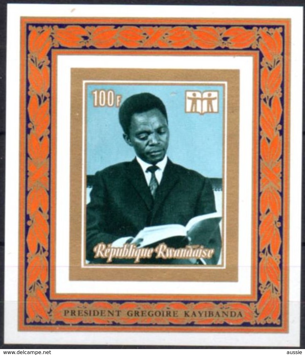 Rwanda Ruanda 1973 OCBn° Bloc 28 ND Ongetand *** MNH Cote 15,00 Euro Président Kayibanda - Unused Stamps