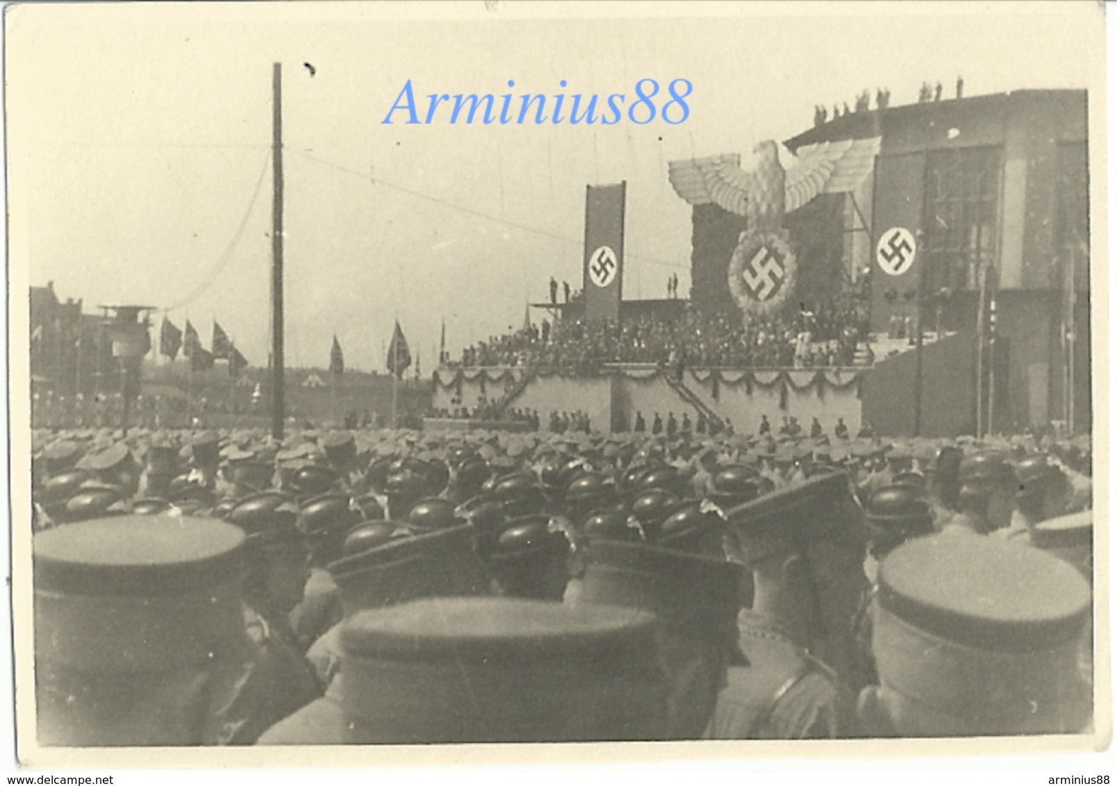 NSDAP - Treffen - Sturmabteilung (SA) - Nationalsozialistisches Kraftfahrkorps (NSKK) - Politische Leiter - Hoheitsadler - Krieg, Militär