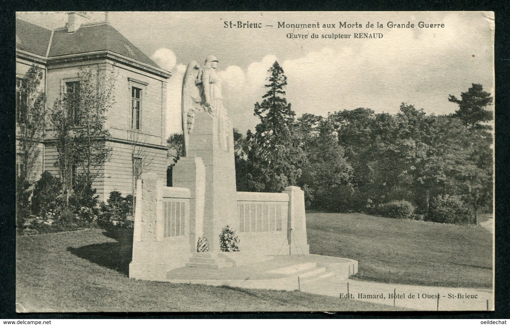 11734  CPA  SAINT-BRIEUC (22)  Monument Aux Morts De La Grande Guerre (Oeuvre Du Sculpteur RENAUD)   1926 - Saint-Brieuc