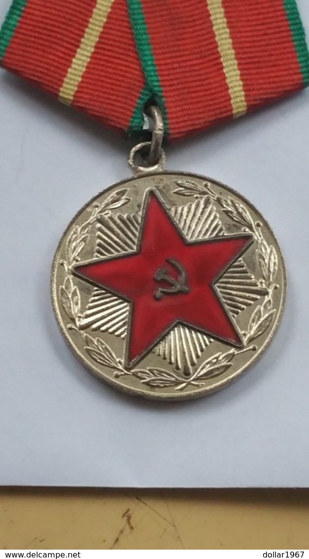 Medaille / Medal - Medaille CCCP - "For Impeccable Service" 1958 , 20 Jaar - Russia