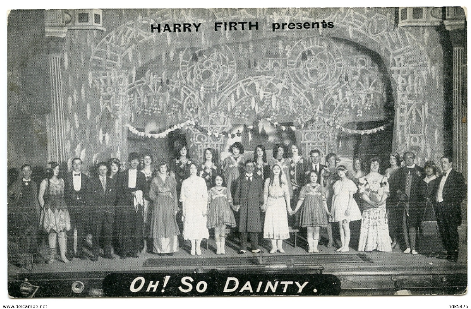 THEATRE : HARRY FIRTH PRESENTS "OH! SO DAINTY" - Theatre