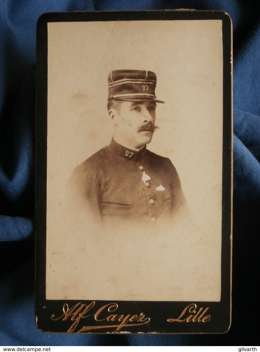 CDV Photo Alf. Cayez à Lille - Militaire Lieutenant Du 27e D'artillerie, Vareuse à Poche CIRCA 1895 L432 - Anciennes (Av. 1900)