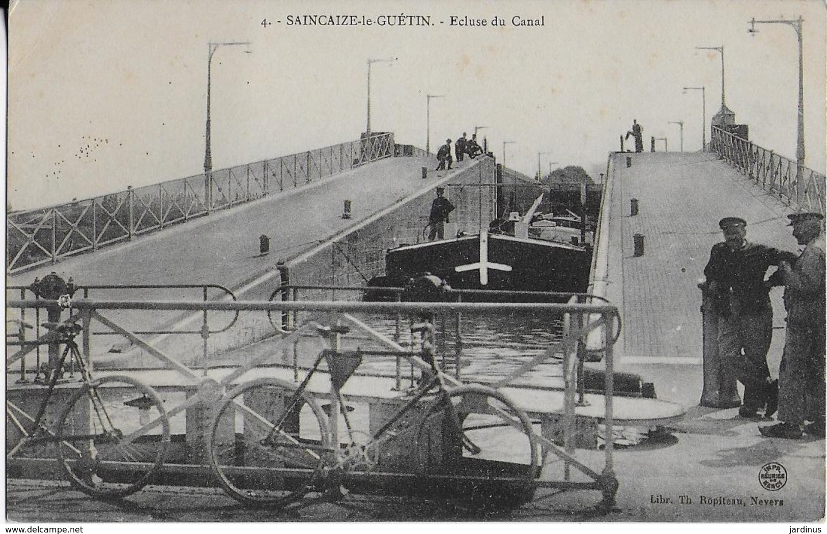 SAINCAIZE LE GUETIN  : Ecluse Du Canal Avec Péniche - Autres & Non Classés