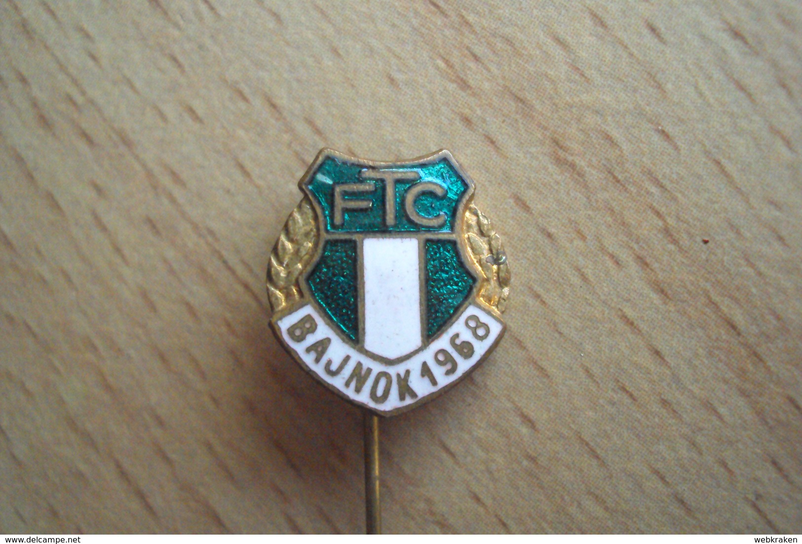 MEDAGLIA MEDAL PINS SPILLA UNGHERIA Magyarország HUNGARY SPORT CALCIO FOOTBALL FTC BANJOK 1968 Ferencváros - Altri & Non Classificati