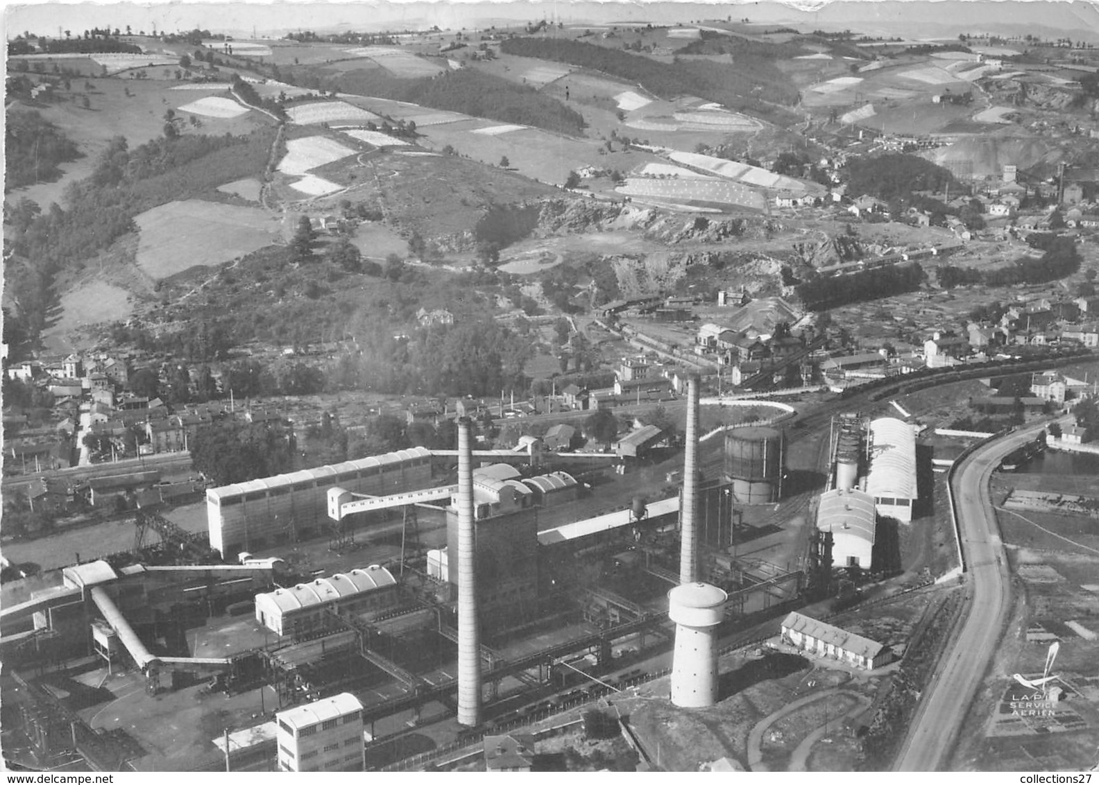 42-LE-CHAMBON-FEUGEROLLES-COKERIE DE LA SILARDIERE VUE DU CIEL - Le Chambon Feugerolles