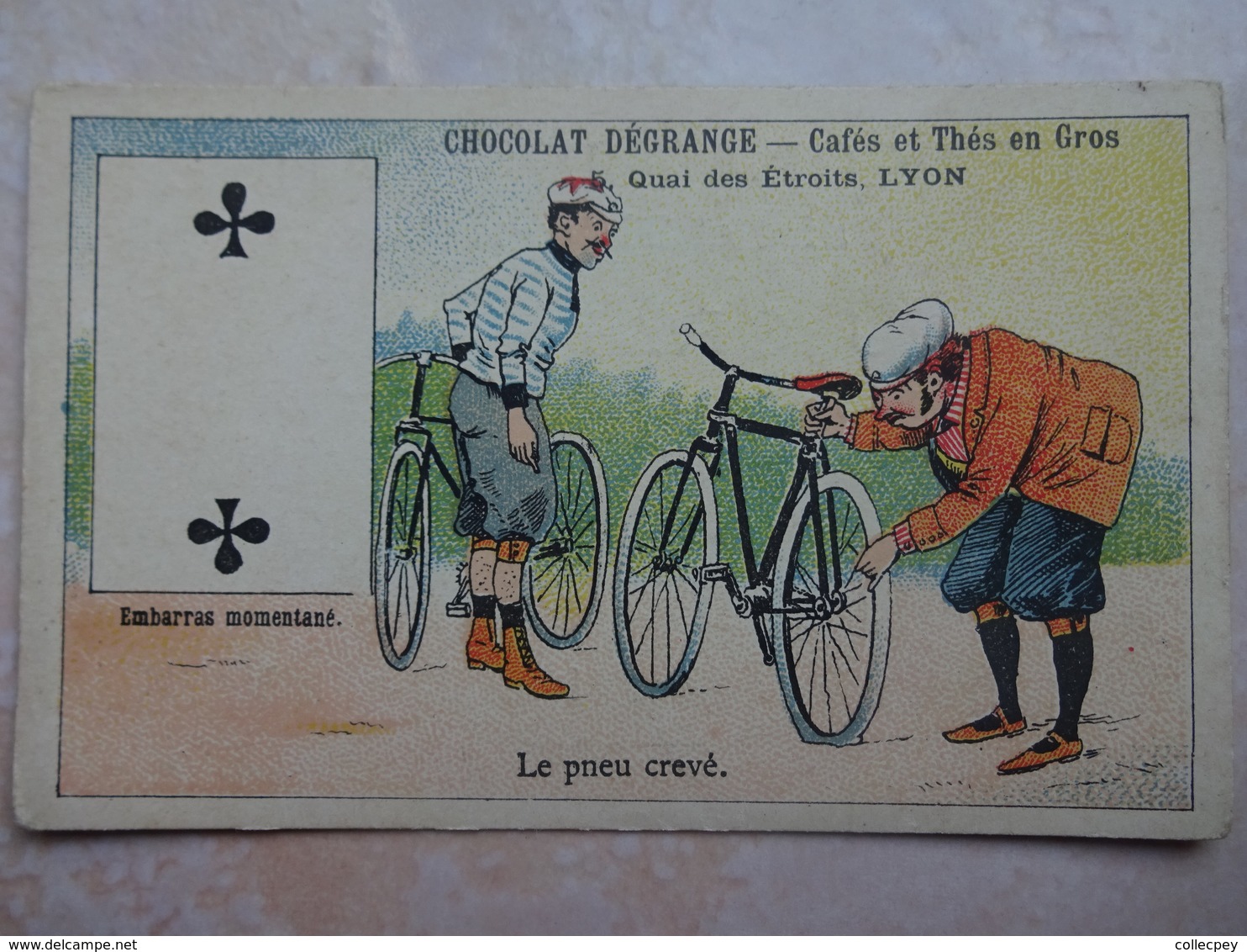 Chromo LYON Chocolat DEGRANGE - Carte à Jouer 2 Trêfle Cyclisme Vélo Le Pneu Crevé - Autres & Non Classés