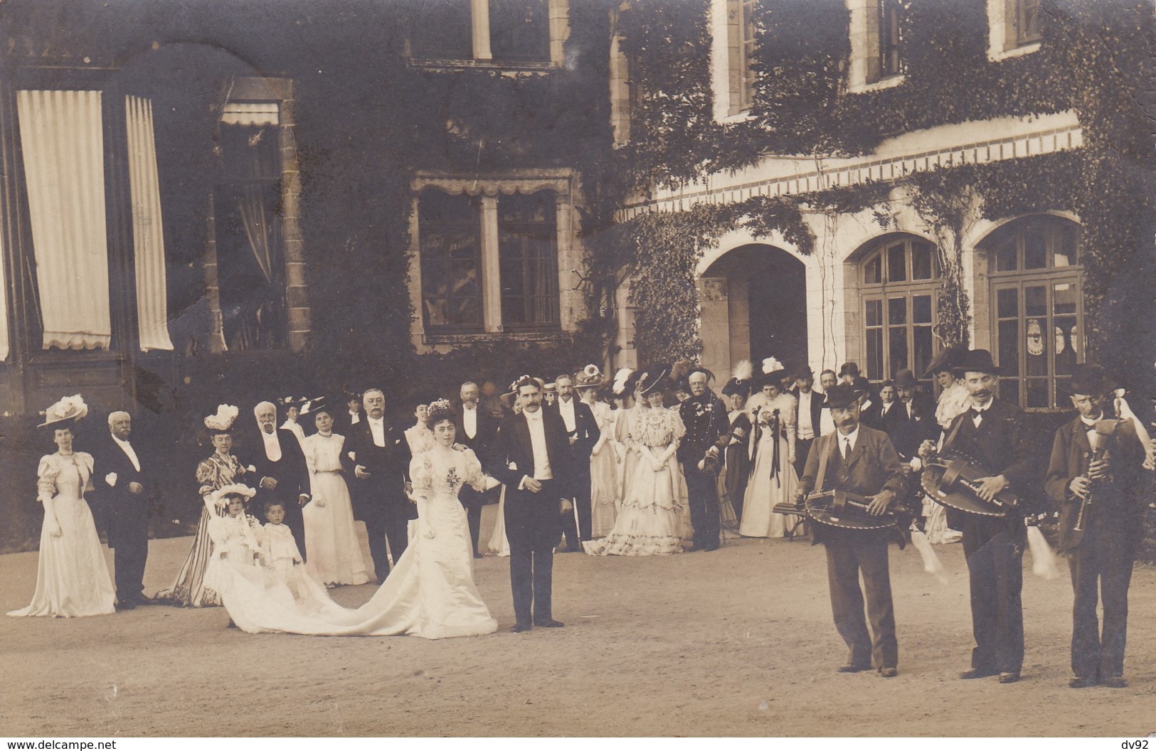 ALLIER LURCY LEVY CHATEAU DE BEGUIN CARTE PHOTO 27 SEPTEMBRE 1906 - Altri & Non Classificati