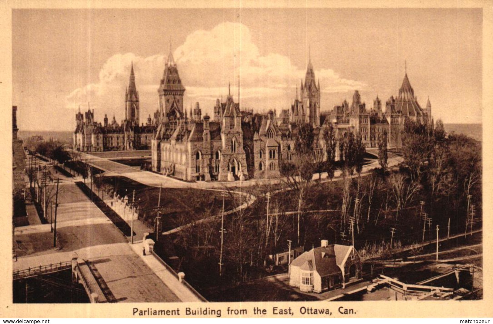 CANADA - OTTAWA PARLIAMENT BUILDING FROM THE EAST - Non Classés