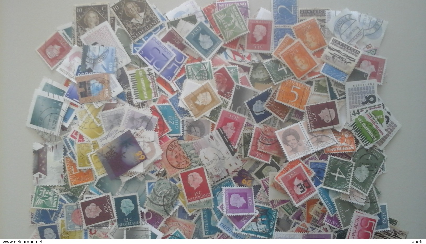 Pays-Bas - Petit Lot De +/- 2250 Timbres° - Toutes époques - Vrac (min 1000 Timbres)