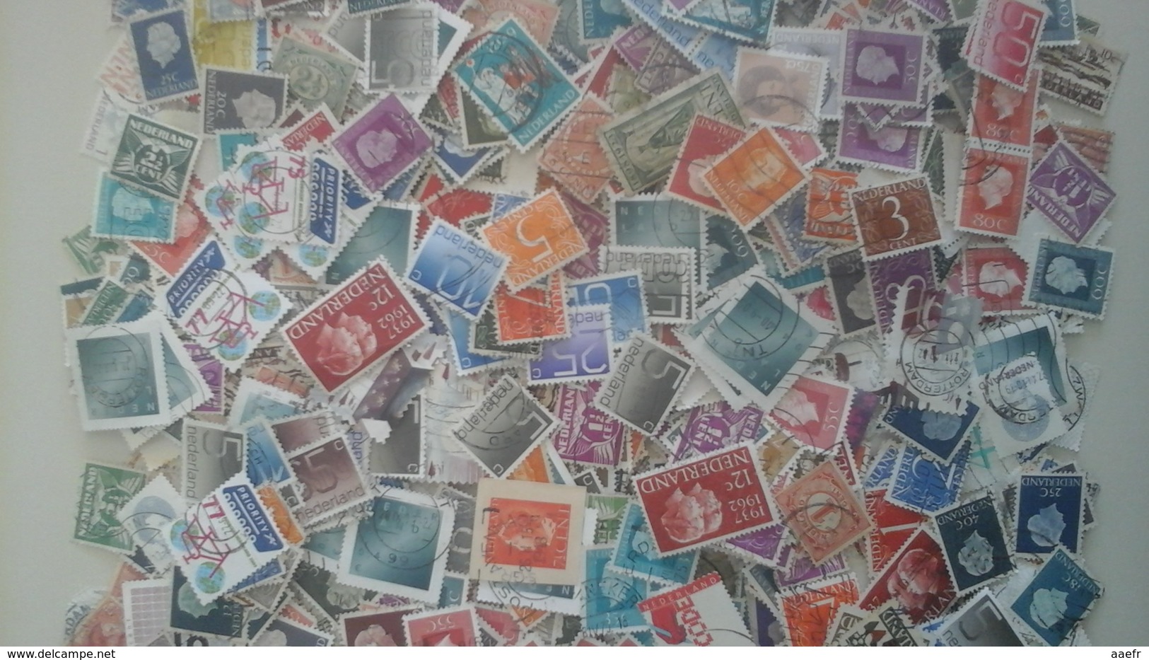 Pays-Bas - Petit Lot De +/- 2250 Timbres° - Toutes époques - Vrac (min 1000 Timbres)