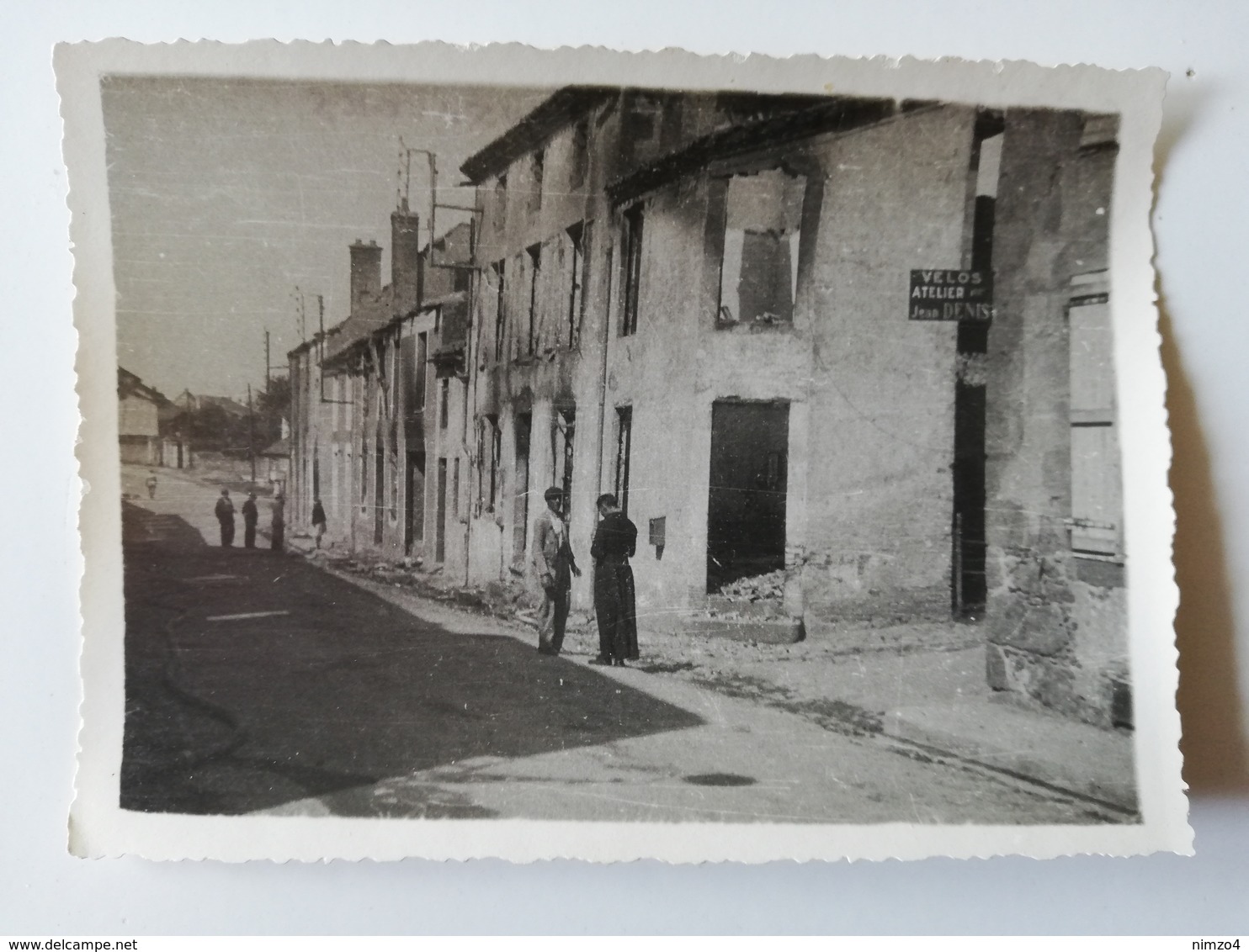 CERISAY /  PHOTOGRAPHIE / ROUTE DE POUZAUGE / Ateliers Jean Denis  1944 - Cerizay