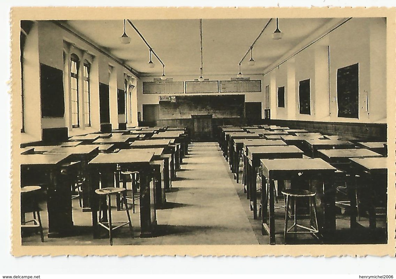 13 Aix En Provence - école D'arts Et Métiers Salle D'étude Et De Dessin  , Ed Hérault Marseille - Aix En Provence