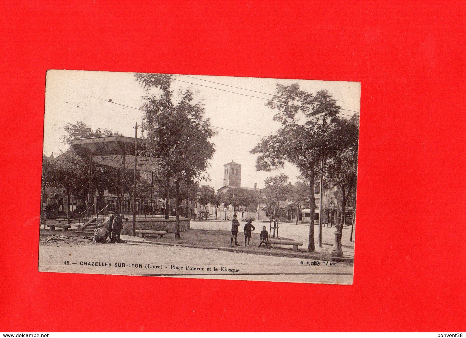 F1103 - CHAZELLES SUR LYON - 42 - Place Poterne Et Le Kiosque - Autres & Non Classés