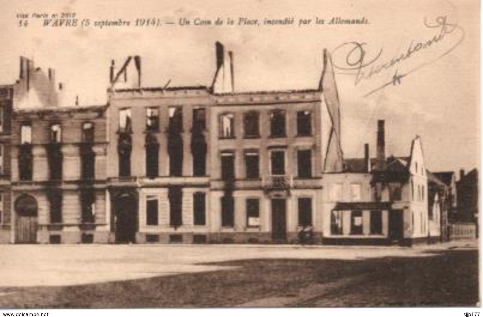 WAVRE ( 5 Septembre 1914). Un Coin De La Place, Incendié Par Les Allemands. - Wavre