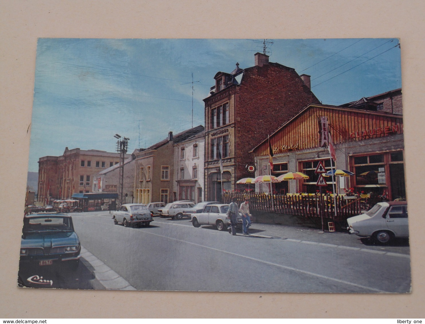 Rue Docteur-Jeanty Et Maison Communale ( CIM ) Anno 19?? ( See / Zie / Voir Photo ) ! - Virton