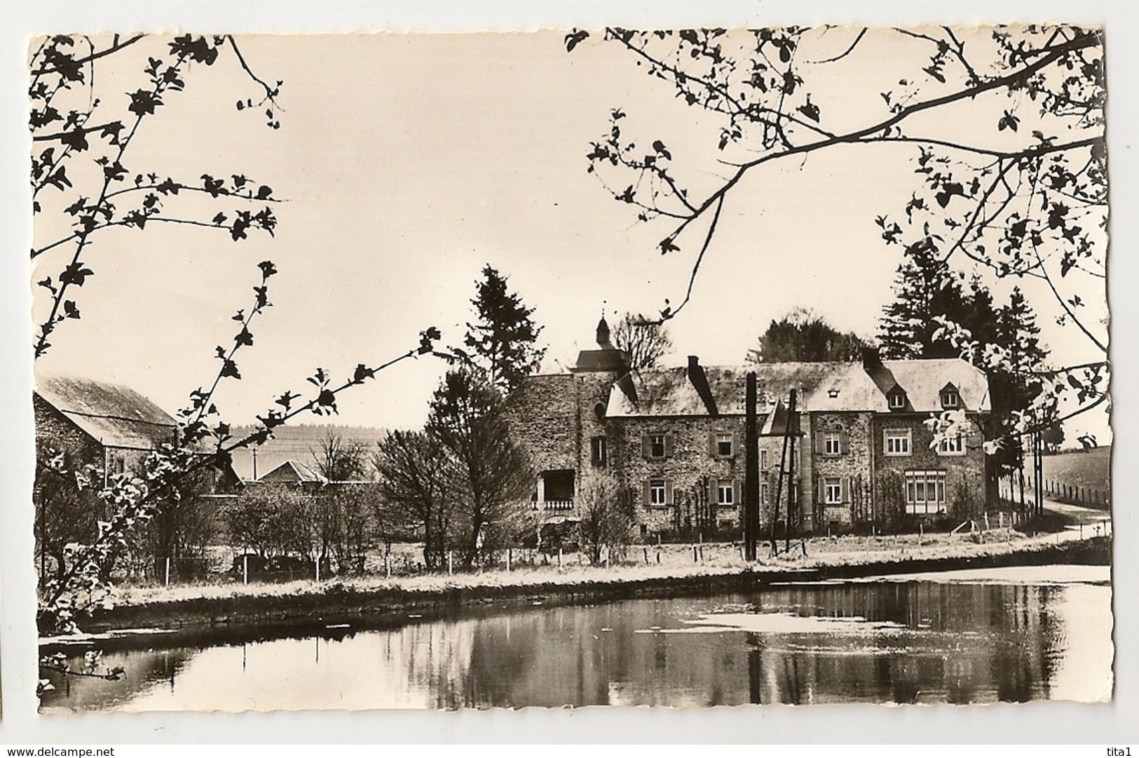 1 - Les Abys-Opont - Le Château - Paliseul