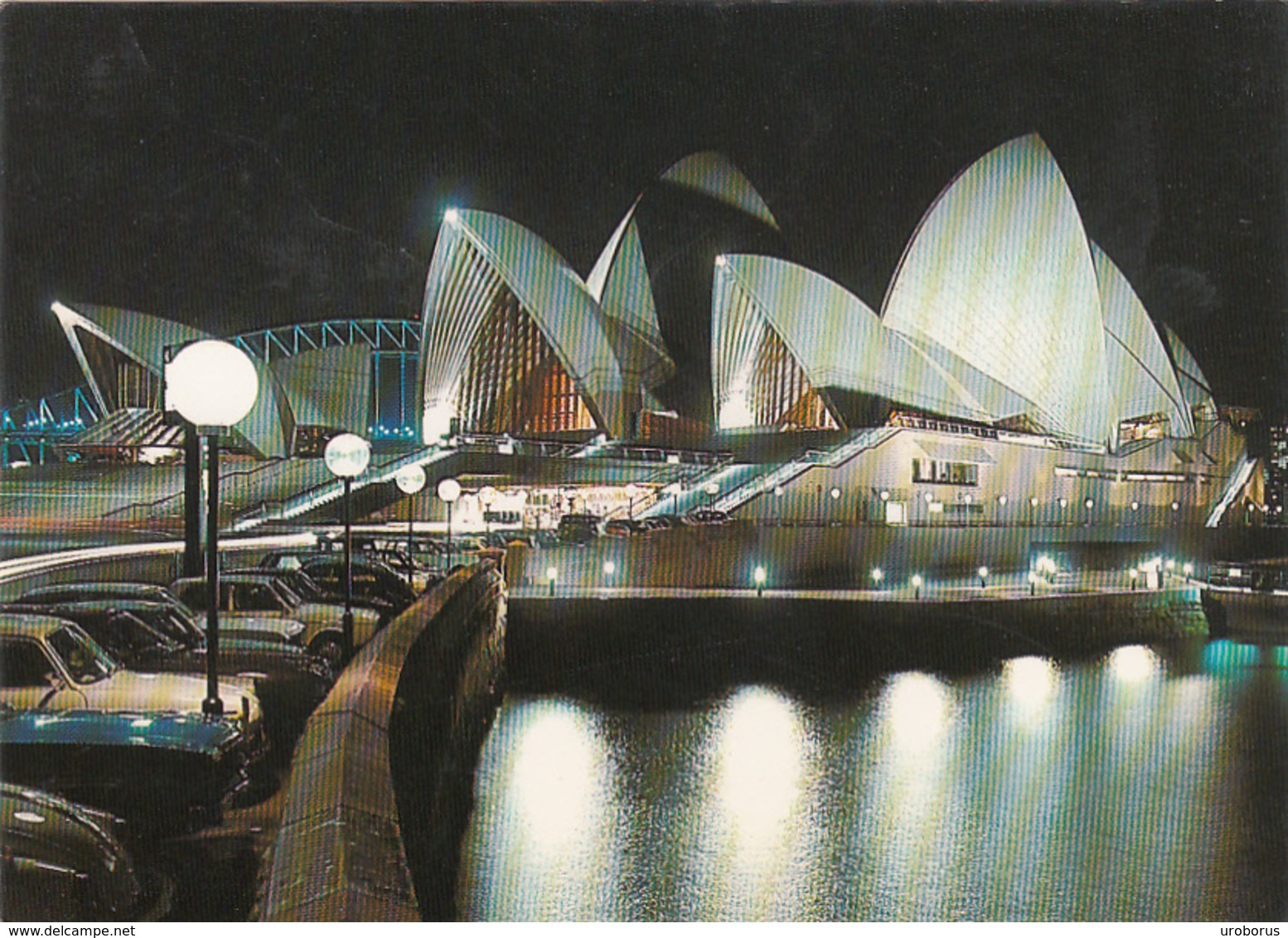 AUSTRALIA - Sydney - Opera House Floodlit - Sydney