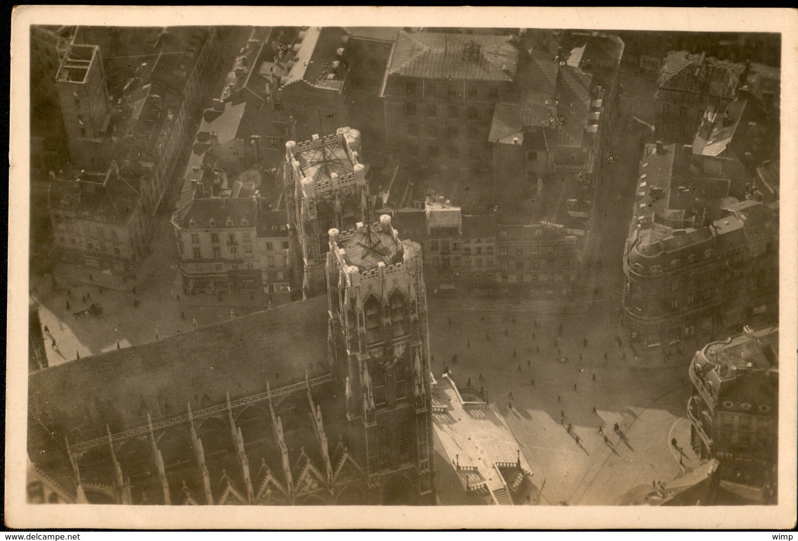 BRUXELLES : Vue Aérienne De L'Eglise Ste Gudule - Monuments