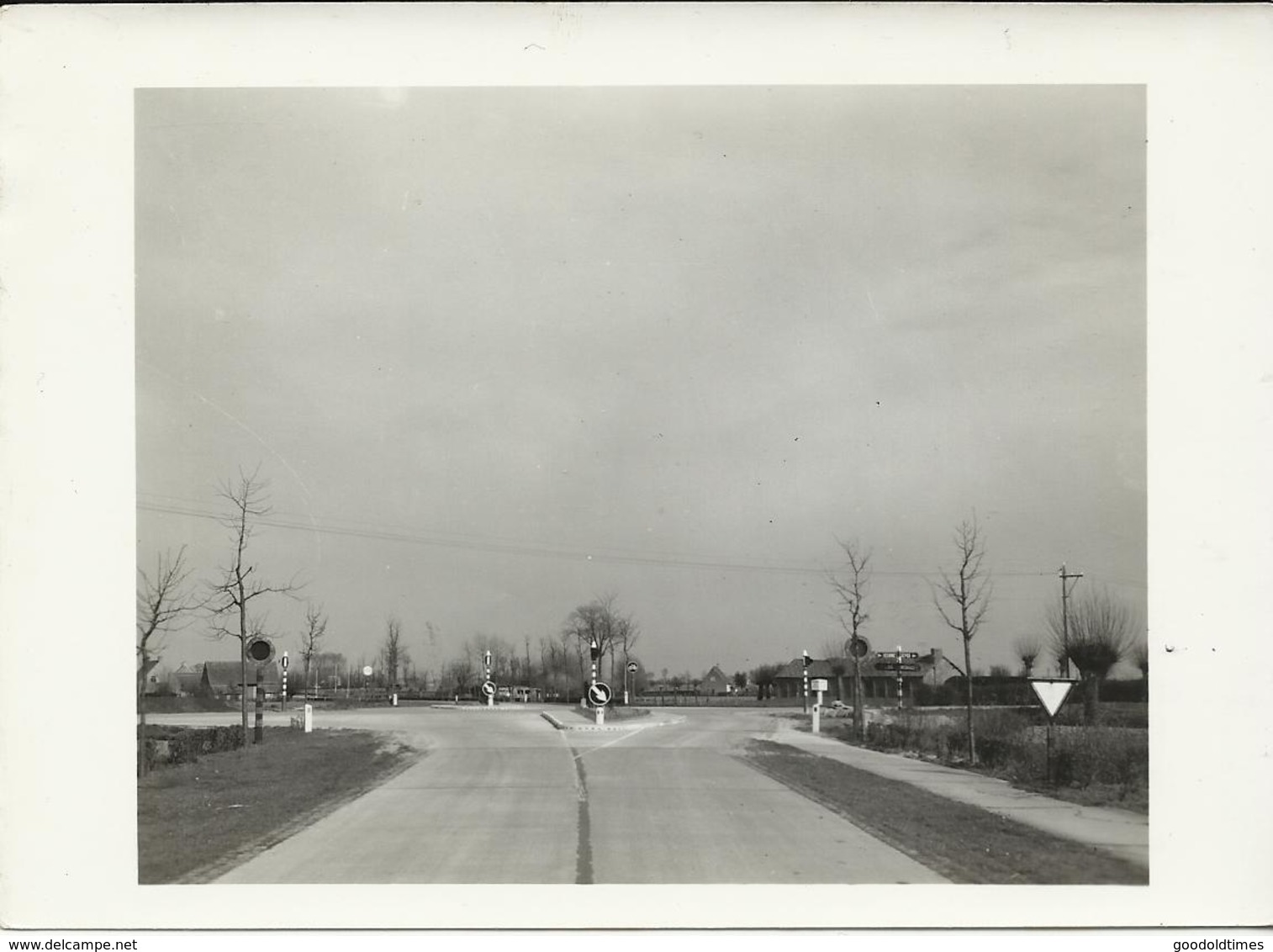 Weg 65 Ieper Veurne Kruispunt Hoogstade Met Weg 64  (636) - Alveringem