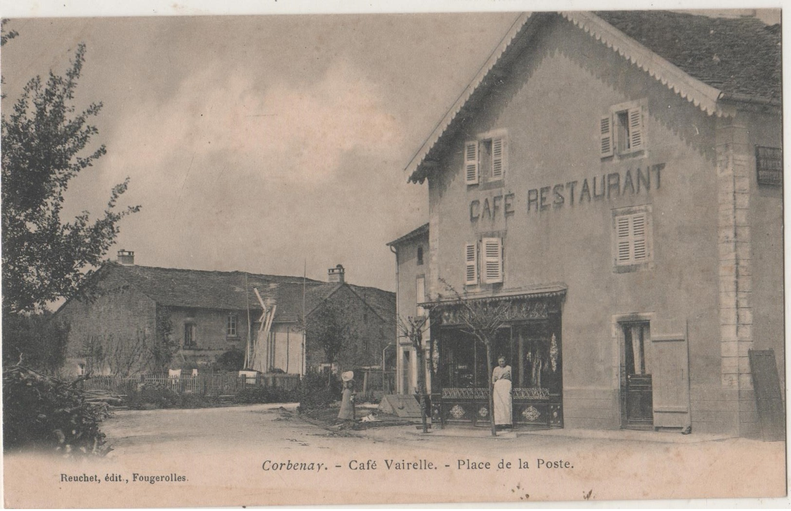 CPA 70. Corbenay. Place De La Poste. Café Vairelle - Autres & Non Classés