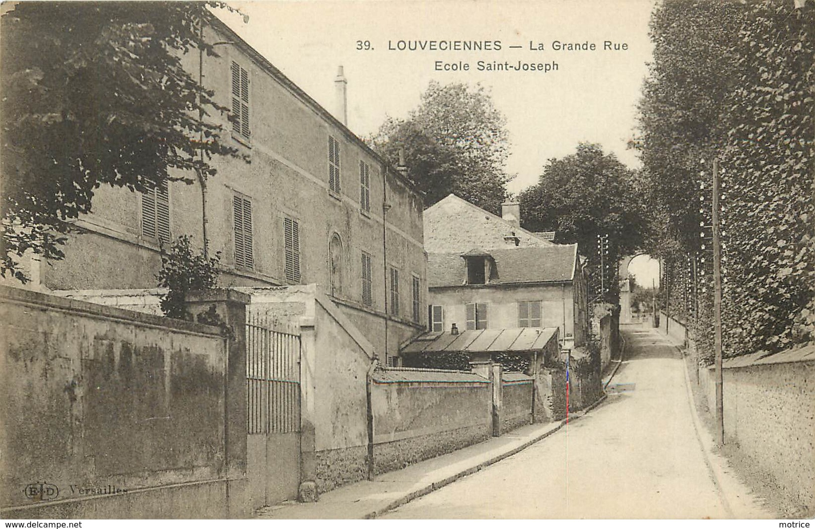 LOUVECIENNES - La Grande Rue, école Saint Joseph. - Louveciennes