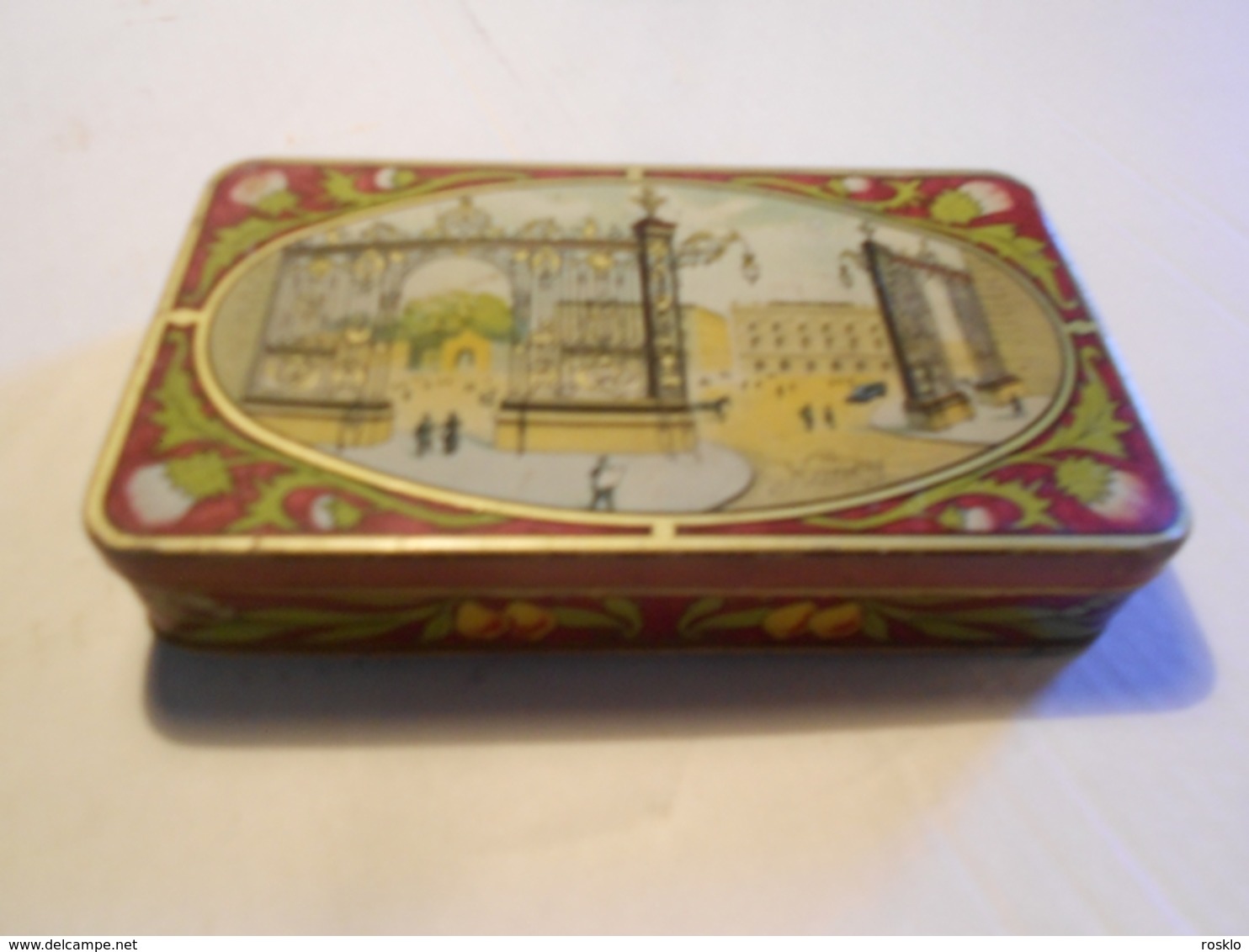 ANCIENNE-BOITE-MACARONS-DE-NANCY-LE-VIEUX-GOURMET-18X10X - Scatole