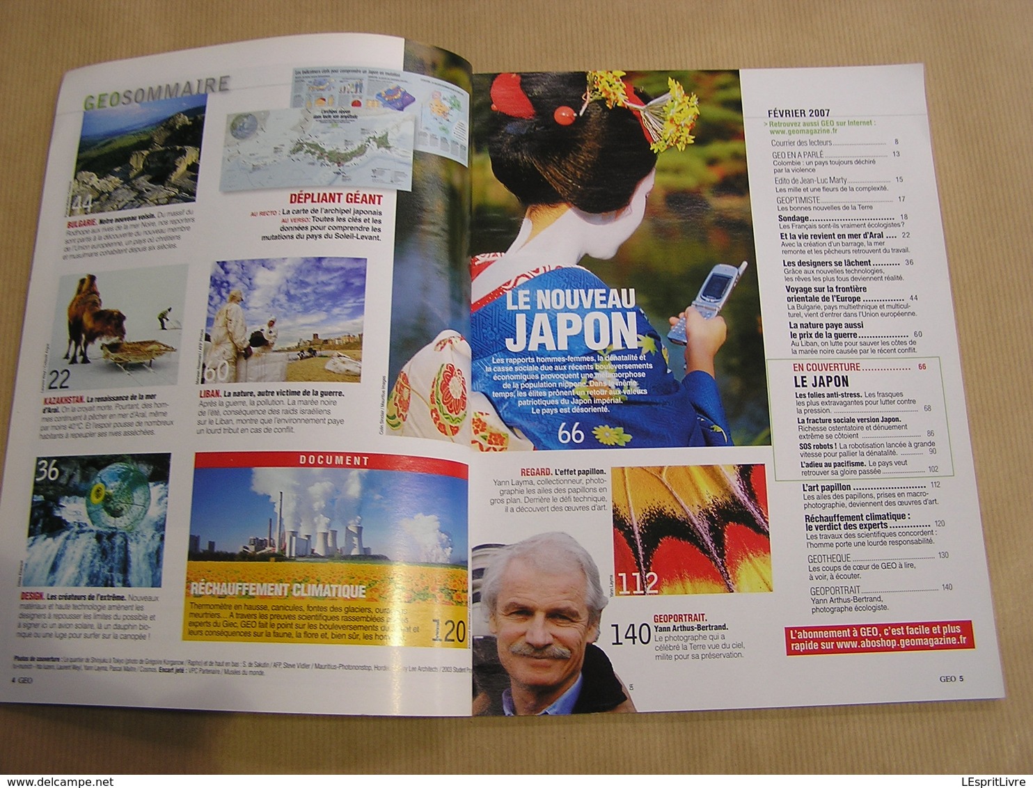 GEO Magazine N° 336 Géographie Voyage Monde Nouveau Japon Mer D'Aral Russie Papillon Désign Extrème Bulgarie Kazakhstan - Tourisme & Régions