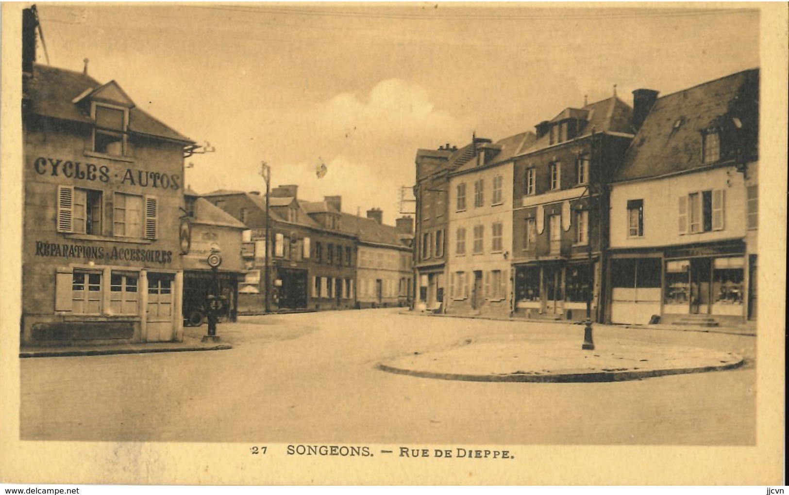60 - Songeons - Rue De Dieppe - Songeons